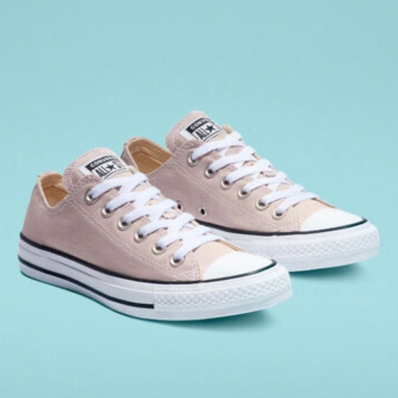 converse violet shoes